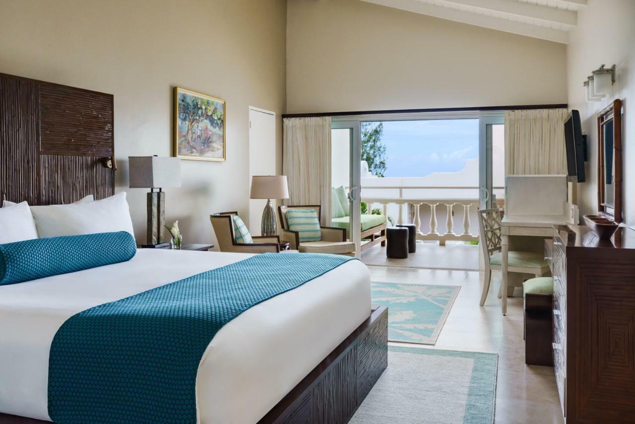 Oleander Gardenview Suite